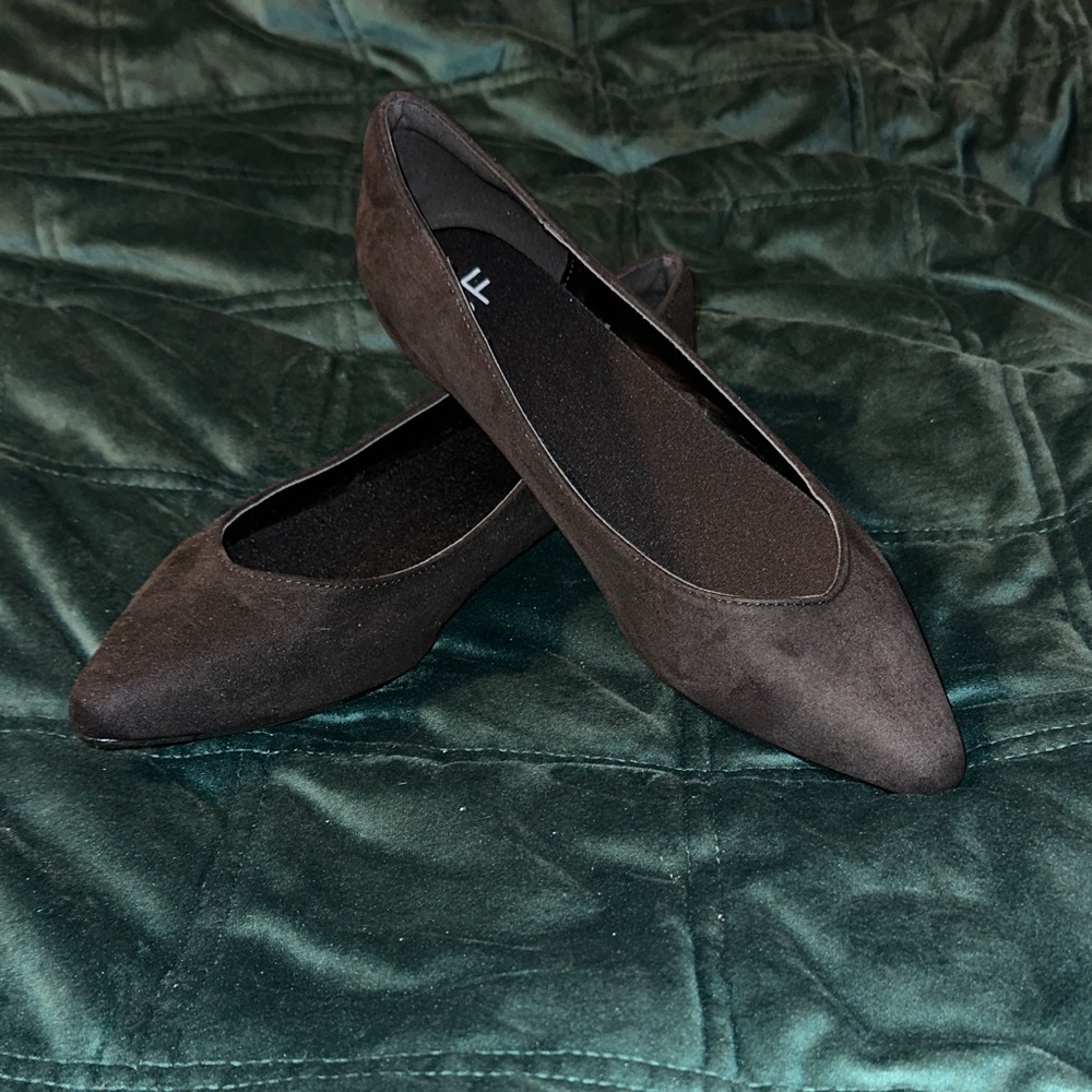Elegant Black Women's Flats